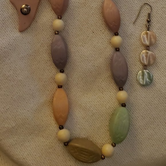 Contempo Fashions Cream/sage/blue/pink/sal/purple/taupe bead necklace/earrings - Picture 2 of 3